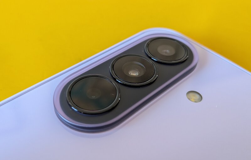 Samsung Galaxy A37:n kamera-alue