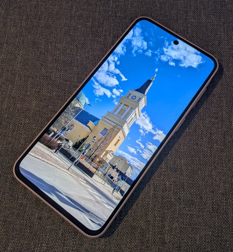Kuva Samsung Galaxy A37:n n�yt�ll�