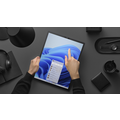 Asus-Zenbook-17-Fold-OLED-UX9702-Scenario-photo-Tablet-mode.jpg