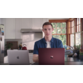 Microsoft lyö Applea vyön alle – Mac Book suosittelee Surfacea