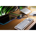 Razerin Thunderbolt 4 Dock -telakka tarjoaa kasan liitntj ja Chroma-valaistuksen