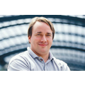 Linus Torvalds vertaa kiintolevyjä saatanaan