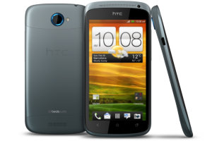 Arvostelussa HTC One S: HTC:n uusi tuleminen