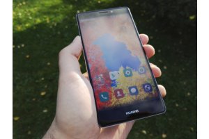 Ensikokeilussa Huawei Mate S: Hintava, mutta tyylikäs älypuhelin
