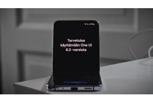 Samsungin uusimmat taittuvanyttiset puhelimet saivat Android 14 / One UI 6 -pivityksen Suomessa