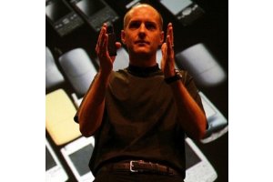 Nokia palkkasi Palmin ex-johtajan MeeGo-yksikkn