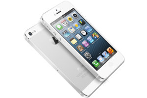 iPhone 5:n akuissa havaittu vakavia ongelmia  tll voit kyd korjauttamassa puhelimen ilmaiseksi