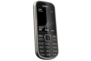 Nokia 3720 classic julki - kest vett, ply ja iskuja
