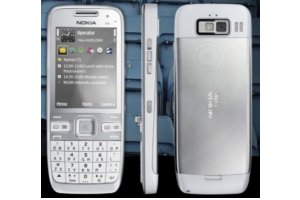 MWC: Nokialta maailman kompaktein lypuhelin