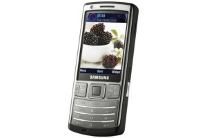 Samsung julkisti S60-lypuhelin i7110:n