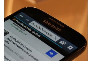 Samsungilta nopeammalla LTE Advancedilla varustettu Galaxy S4
