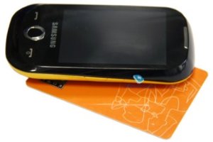 Samsungin edullinen S3650 Corby -kosketuspuhelin jo laajassa testiss