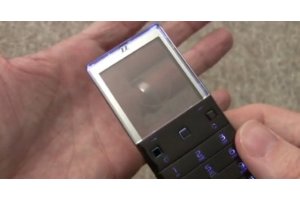 Videolla: esittelyss lpinkyvll nytll varustettu Sony Ericsson XPERIA Pureness