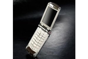 Tss on Nokian luksus-Vertun ensimminen simpukkapuhelin - Constallation Ayxta