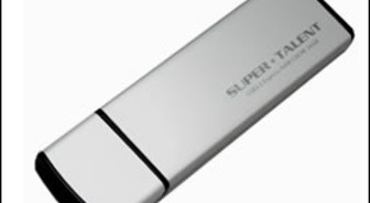 SuperTalentilta USB 3.0 -muistitikku RAM-välimuistilla