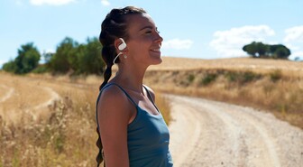 JBL:n Soundgear Sense -kuulokkeet ovat brändin ensimmäiset aidosti langattomat avoimen malliset nappikuulokkeet