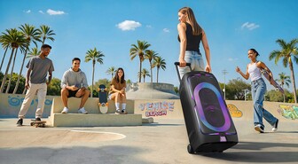 Samsungilta suuriin kokoontumisiin suunnatut liikuteltavat kaiuttimet