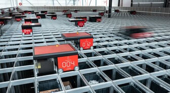 HOK-Elanto rakentaa Vantaalle yli 100 robotilla varustetun ruoan verkkokaupan keräilykeskuksen