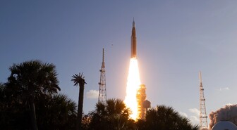 Outlook on liikaa jopa astronauteille - Microsoftin sähköpostiohjelma ei toiminut Artemis II -lennolla