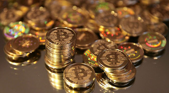 Bitcoin ohitti ensimmäistä kertaa arvossa kullan