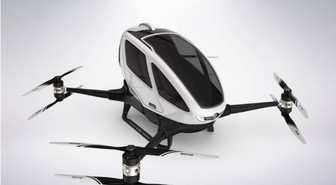 Tämä ylisuuri drone on ensimmäinen lentävä auto?