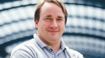 Linus Torvalds vertaa kiintolevyjä saatanaan