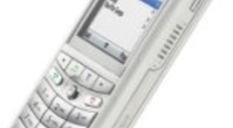 ITunes-puhelimella yhteysongelmia iTunesin kanssa