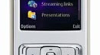 Nokia toivoo iPhonen lisäävän huippupuhelinten kysyntää