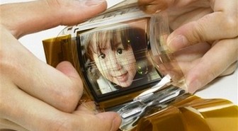 Sonylta taivuteltava värinäyttö