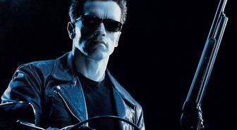 Kansa äänesti: Arnold Schwarzenegger johtoon, jos alienit hyökkäävät Maahan