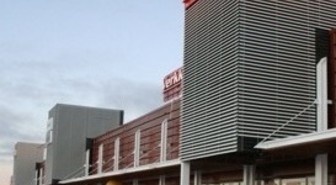 Kodinelektroniikan kaupassa myllertää muutos