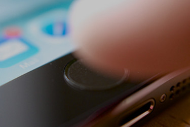 Apple kuunteli Sirille annettuja käskyjä – Keskeyttää laatuohjelman