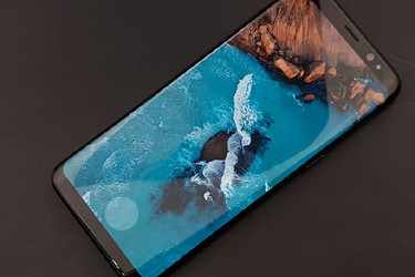 Galaxy S10 ei ole Samsungin ensimmäinen laite näytösisäisellä sormenjälkilukijalla?
