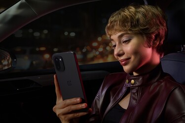 OnePlussan 15R -puhelimessa on mehev� akku, mutta kameroissa s��stettiin