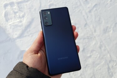 Fanien odottama Samsungin kännykkä peruttu - Syy jälleen sirupula