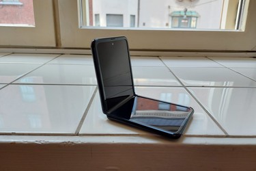 Päivän diili: taittuvanäyttöinen Galaxy Z Flip nyt 999 euroa
