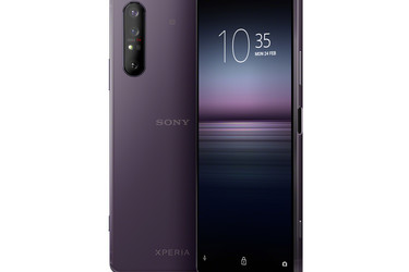 Sony Xperia 1 II -lippulaivapuhelin saapui ennakkotilattavaksi - hinta 1199 euroa, kaupan päälle WH-1000XM3 -vastamelukuulokkeet
