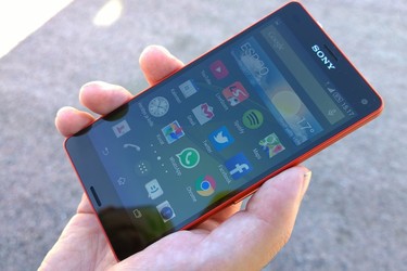 Sonylta jatkoa onnistuneelle kompaktille lypuhelinmallille?