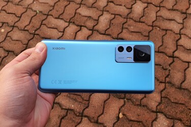 Xiaomin puhelimessa on 200 megapikselin pääkamera, mutta kaksi muuta heikkoa kameraa