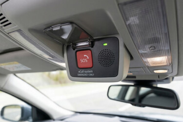Tutkimus: Auton automaattinen hätäpuhelujärjestelmä pelastaa henkiä, mutta hätäkeskus hukkuu virheilmoituksiin