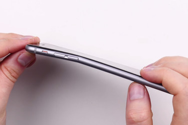Apple vastasi #bendgateen: iPhone 6 Plussan vääntyminen äärimmäisen harvinaista