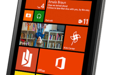 Uusi valmistaja Windows Phone -leiriin, esitteli kaksi edullista lypuhelinta