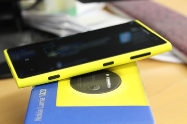 Nokia Lumia 1020 myynnissä vihdoin Suomessakin