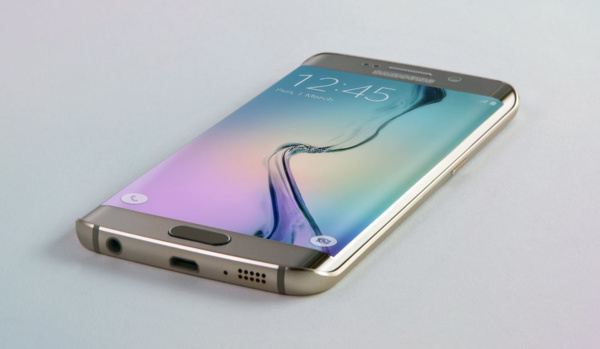 Nin otat kaiken irti Samsung Galaxy S6 edgen kaarevasta nytst