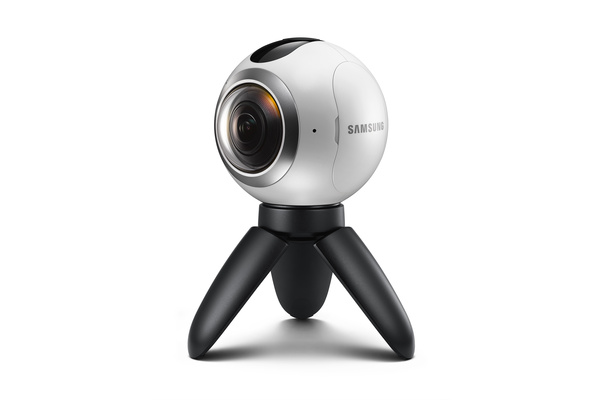 Arvostelussa Samsung Gear 360 – Ensimmäisen sukupolven laite 360 asteen videokuvaukseen