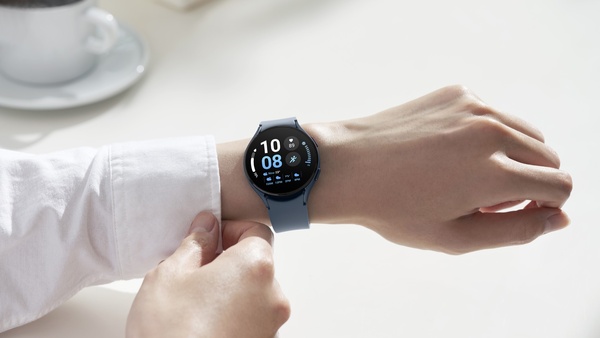 Päivän diili: Samsung Galaxy Watch 5 44mm LTE -älykello maksaa nyt 219 euroa