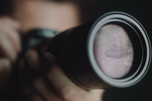 Leica iski arkaan paikkaan Kiinassa – Poisti tämän mainosvideon netistä