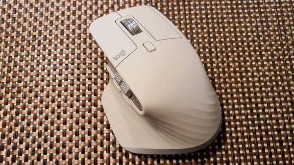 Päivän diili: Logitech MX Master 3S -hiiri maksaa nyt 99,99 euroa