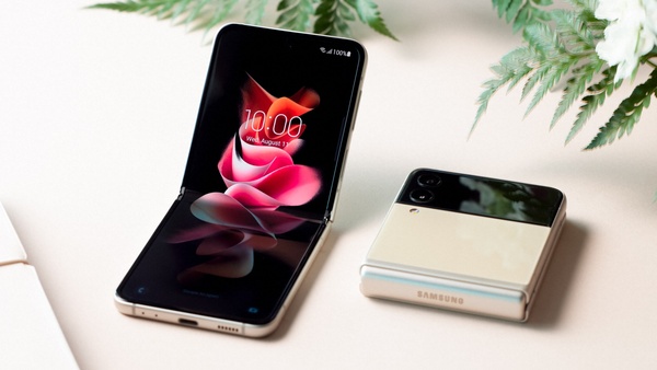 Päivän diili: Galaxy Z Flip 3 -puhelinta myydään nyt Black Friday -hinnalla