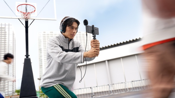 Sonylta kompakti USB-C-mikrofoni puhelimille: tuo aidon tilaäänen mobiilivideoihin